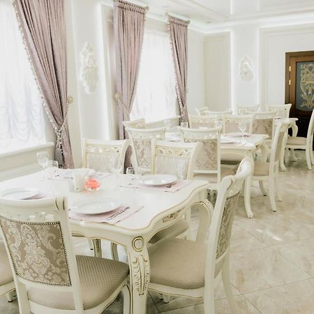 Port Royal Hotel Tulchyn Екстериор снимка