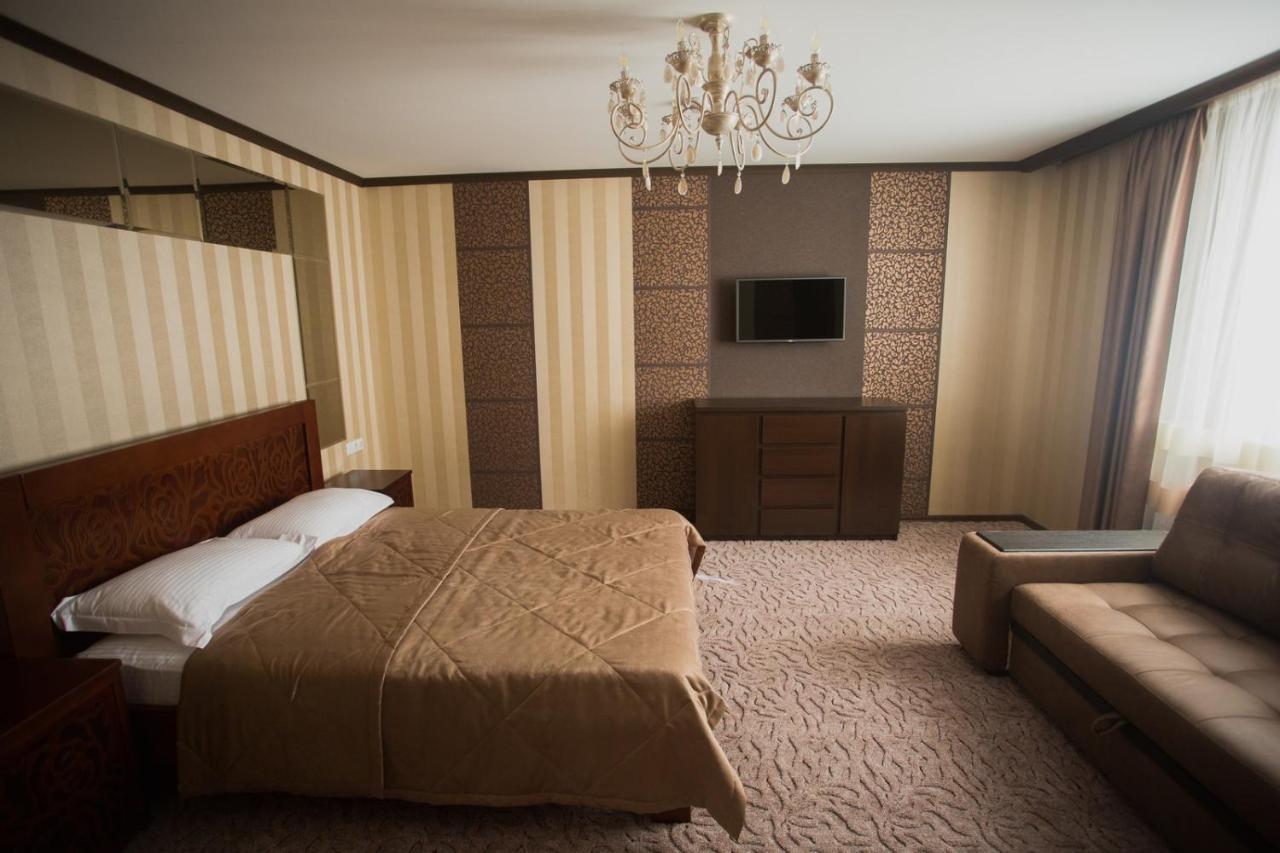 Port Royal Hotel Tulchyn Екстериор снимка