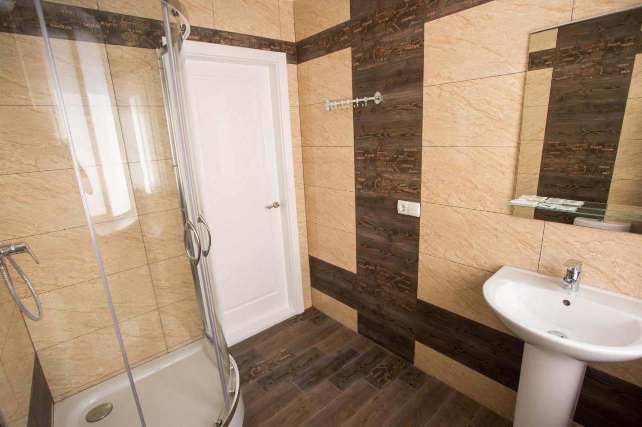 Port Royal Hotel Tulchyn Екстериор снимка
