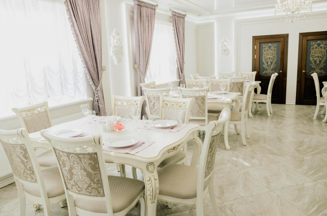 Port Royal Hotel Tulchyn Екстериор снимка